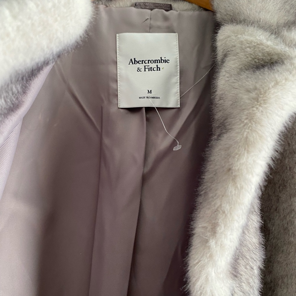 Abercrombie & Fitch Light Gray Fur Jacket - Picture 3 of 3